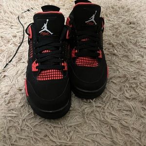 Jordan 4 red thunders only worn once